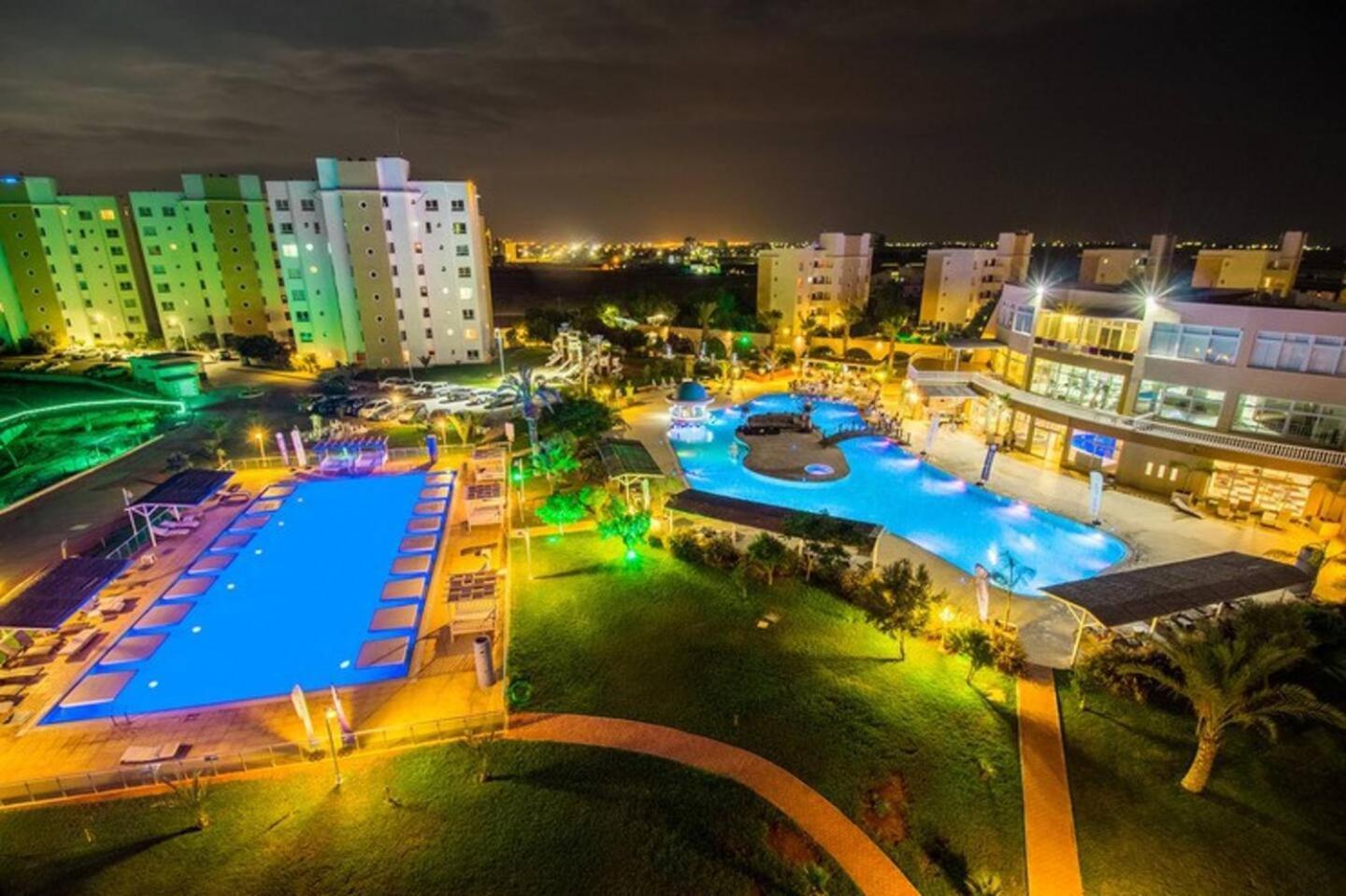 Stunning 2 Bedroom Holiday Home In 5-Star Resort Trikomo Exterior foto